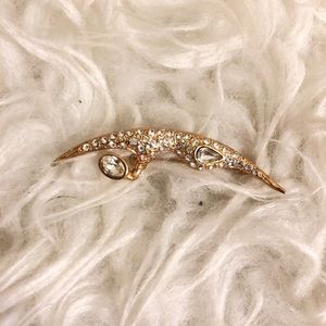 Women's Simple Rhinestone & Gold Tone Curve Outfit Brooch Size OS